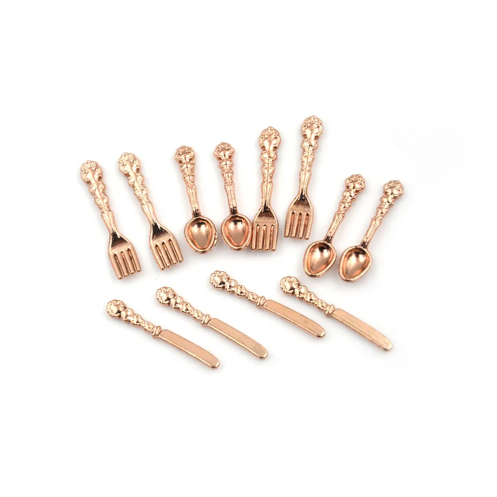 12 pezzi 1:12 mini miniature di case delle bambole vintage stoviglie posate coltello in metallo forchetta cucchiaio cucina cibo mobili giocattoli oro argento