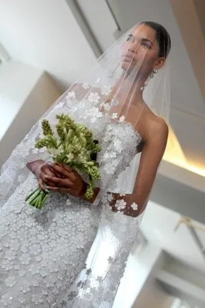 Véu de noiva 3d flores longo véu de casamento mantilla acessórios de casamento apliques com flores de renda personalizado