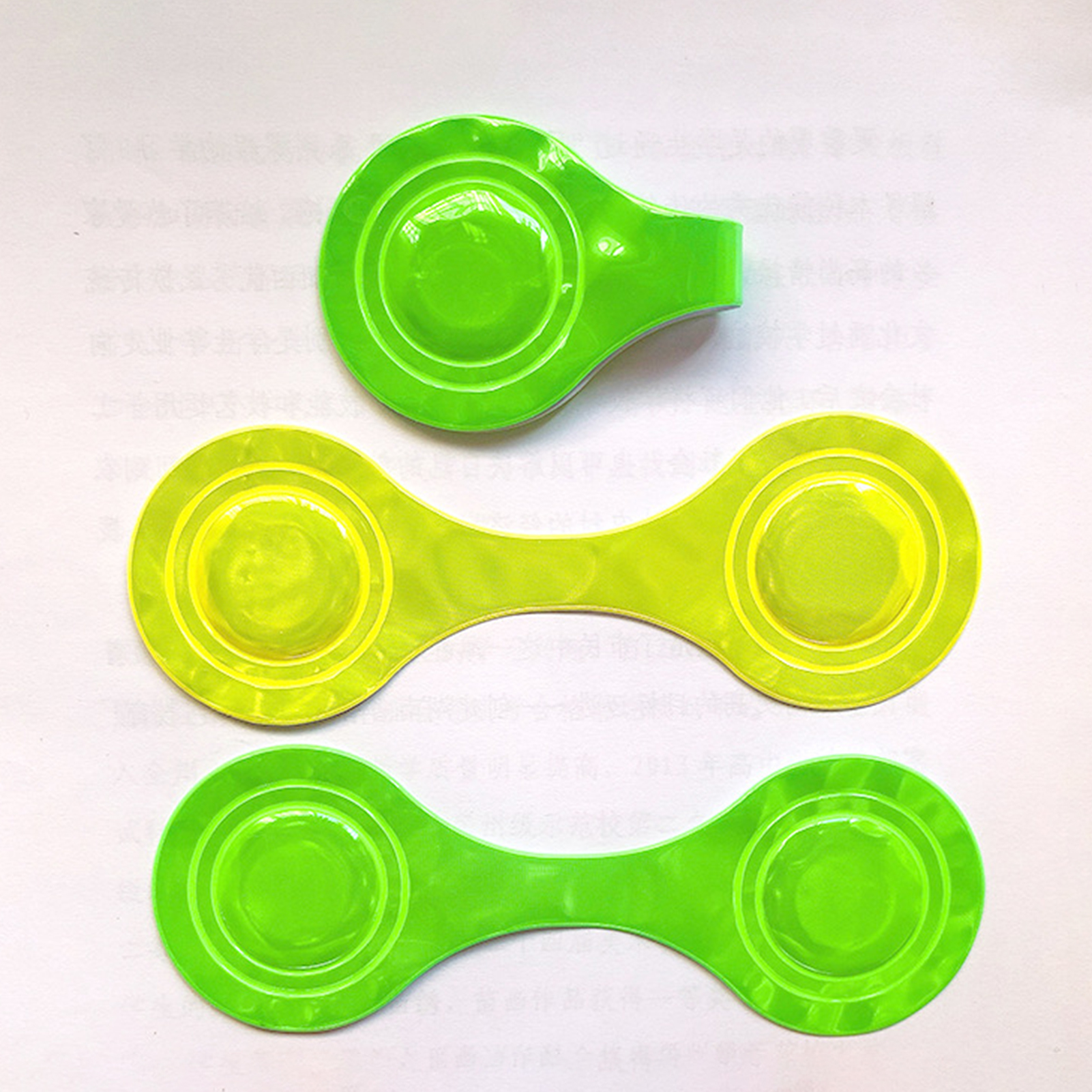 6Pcs Reflective Magnetic Clips for Kids Backpacks, Reflector Bag Clips for Night Walking Bike Cycling Safety Accessories