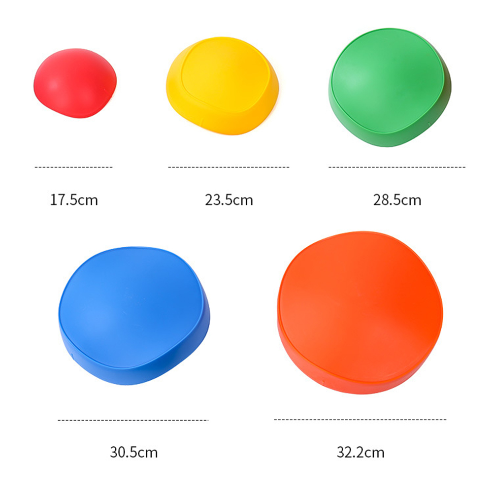 Arco-íris interior e exterior cruzou pedra equilíbrio pisar pedras, crianças equilíbrio blocos, usado como exercício de equilíbrio