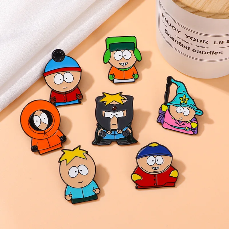 Distintivi con spilla a tema fumetti del Southern Park con l'adorabile personaggio dei cartoni animati, perfetti per accessori per borse anime, distintivi di abbigliamento
