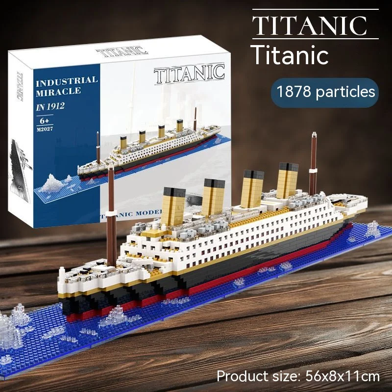 Titanic เรือยักษ์เรือ Building Blocks Luxury Iceberg Cruise Wreck ชุด Micro City DIY อิฐของเล่นสําหรับเด็กผู้ใหญ่ของขวัญ