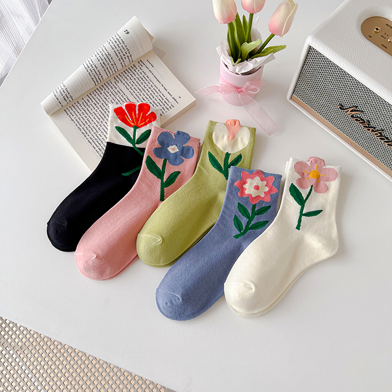1 par de calcetines de mujer estilo japonés coreano dibujos animados flor Color caramelo Harajuku Kawaii calcetines de tubo medio calcetines cortos informales transpirables