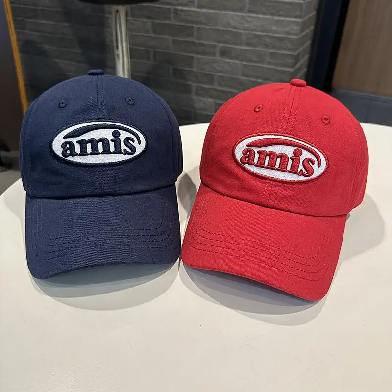 Boné de Beisebol F Estilo Ins Branco e Vermelho com Proteção Solar para Primavera, Chapéu Versátil com Letra S para Pr...