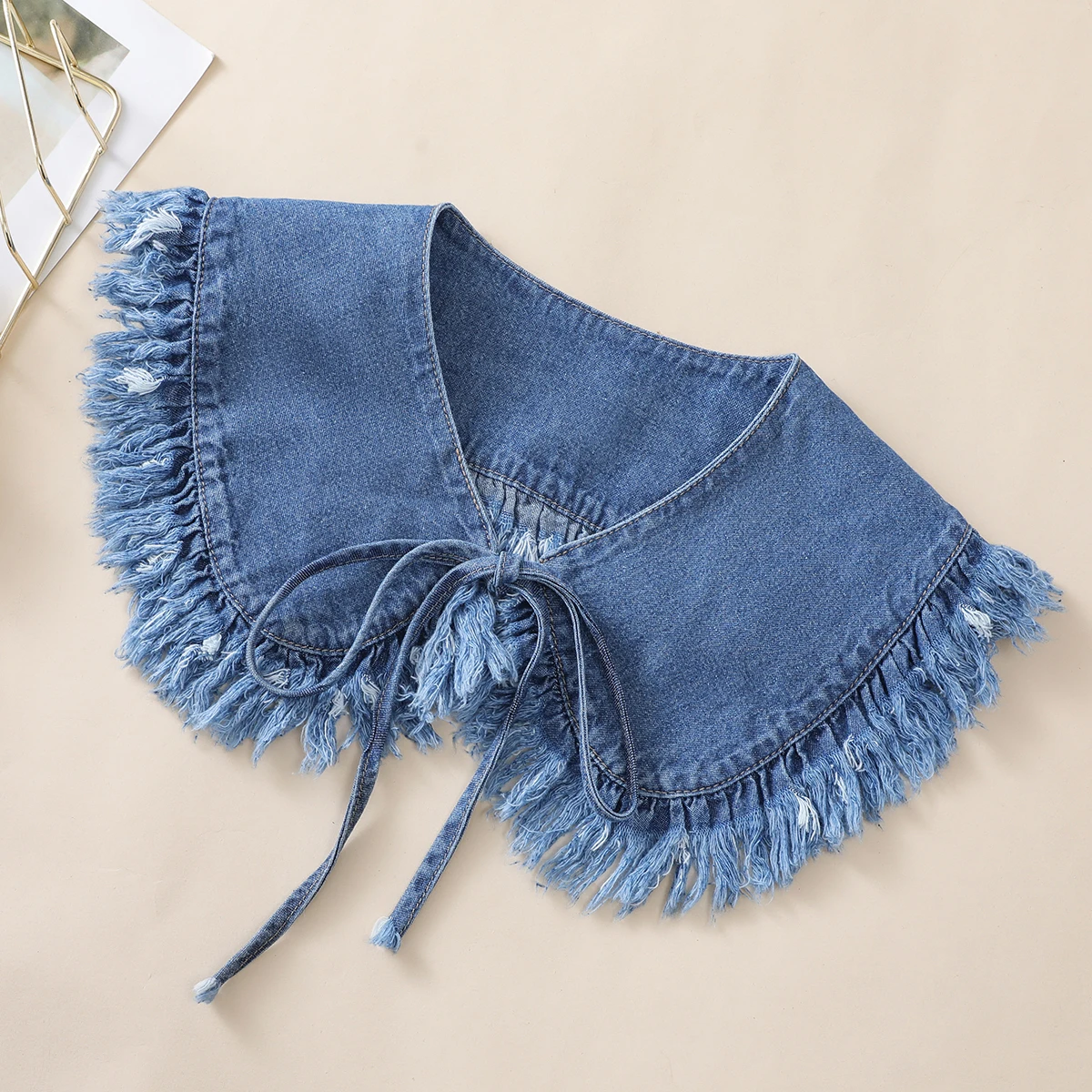 Cuello tipo chal de mezclilla lavado para mujer con encaje plisado y cuello falso de moda