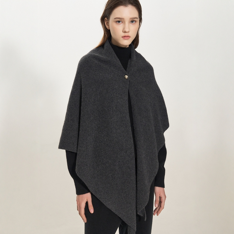 Retro Knitted Scarf Shawl Neck Warmer Irregular Outerwear High-End Feelings Warmth for Winter Season Fashion Accessory