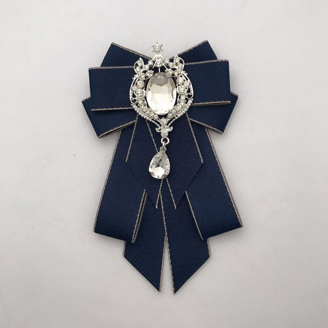 แฟชั่น Bow Tie เนคไทคริสตัลพู่ริบบิ้นปลอกคอเข็มกลัดผู้หญิง Vintage Elegant เครื่องประดับเครื่องแต่งกายปลอกคอสีแดงสีฟ้า