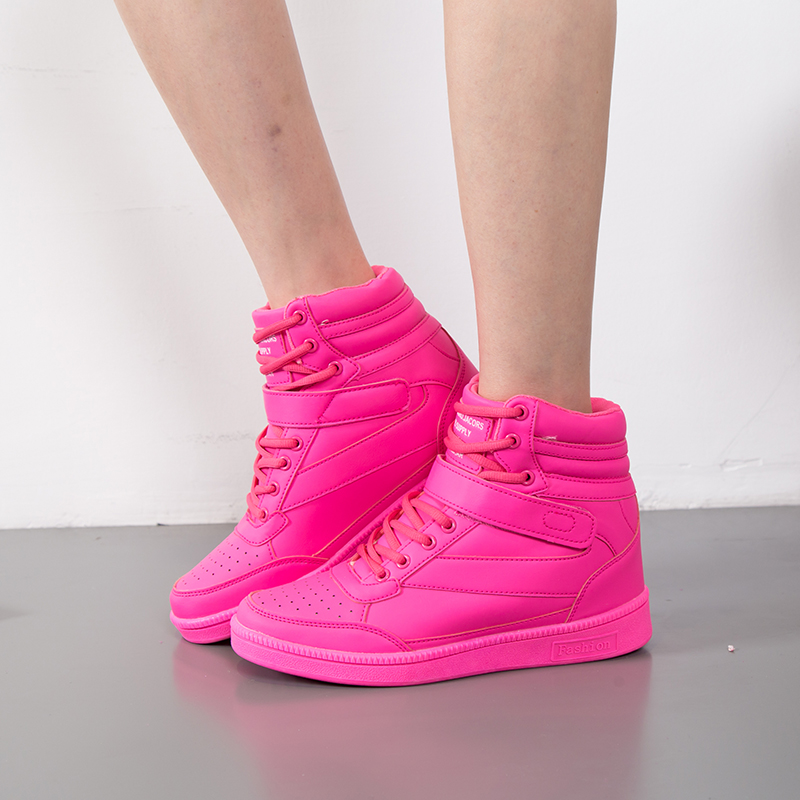 Marca das mulheres respirável alta superior sapatos de skate casual antiderrapante sapatos esportivos senhoras plataforma escondida crescente tênis de couro