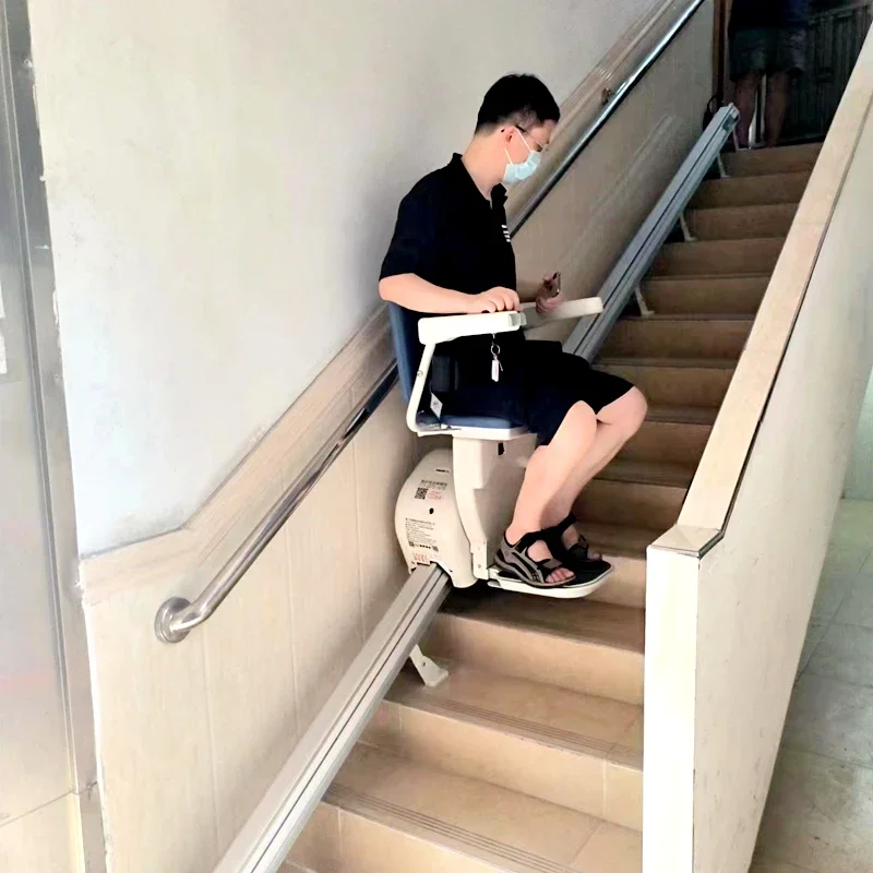 Rechte trapstoel thuisklimmen - Trapklimhulpmiddel voor senioren