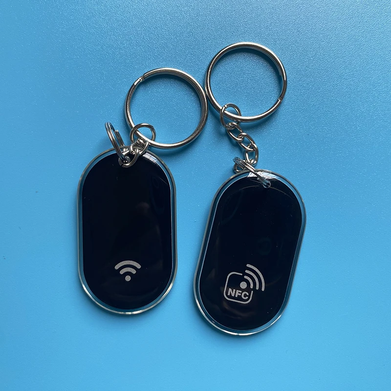 13.56MHz NFC213 Chip NFC Expoy Keychains 144Bytes TAG Key ISO14443A RFID Keyfobs Token NFC213 for all NFC enabled phones