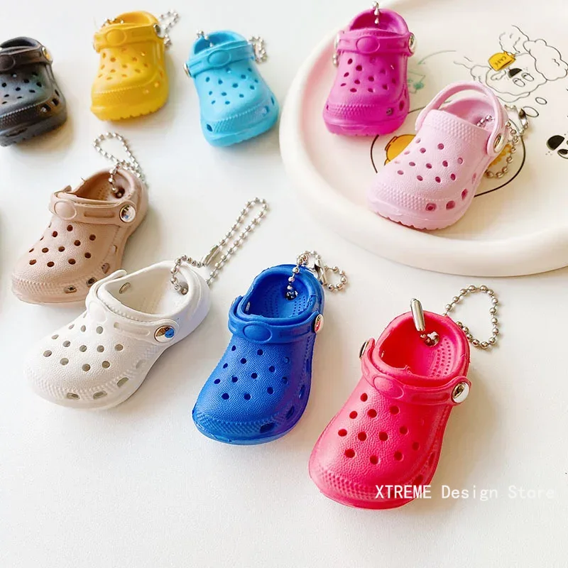 Kreatywna symulacja Mini EVA Hole Shoes Brelok do kluczy Kolorowe zawieszki do butów Croc dla majsterkowiczów Torba na klucze samochodowe Plecak szkolny