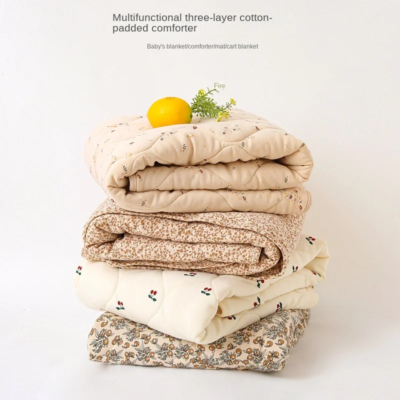 Baby Cover Quilt Baby Lovely Print Small Cotton Quilt Newborn Holding Blanket with Cotton Wrapping Warm Bedding
