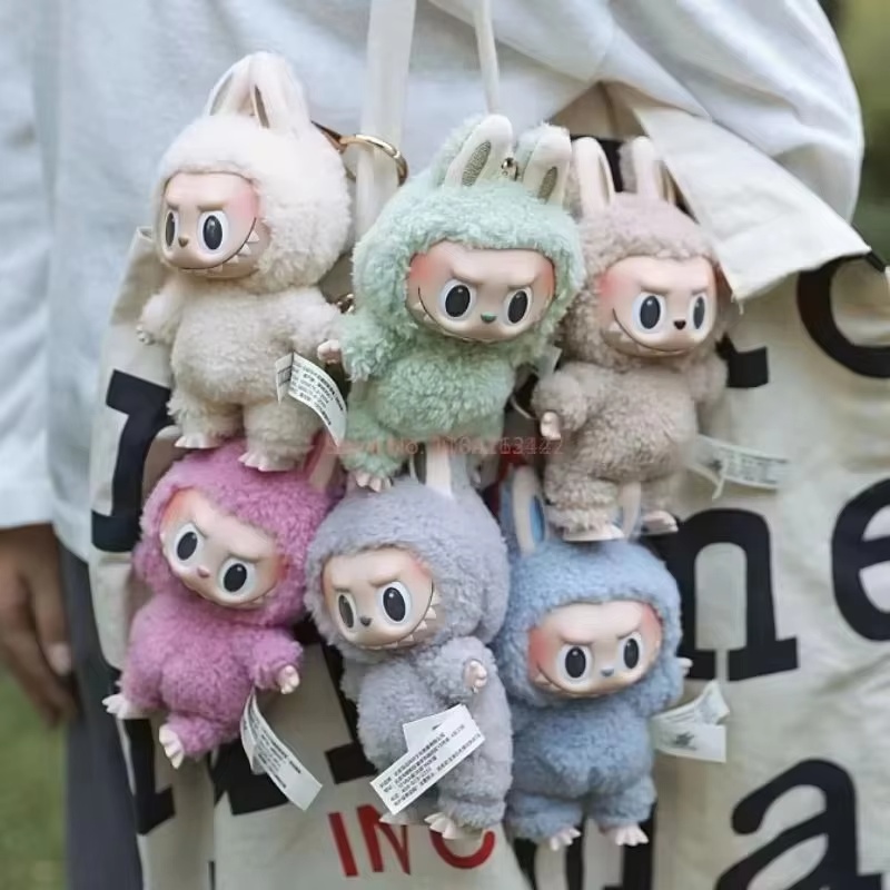 Labubu-マカロンフィギュアのキーホルダー,1:1,誕生日プレゼント,高品質,ブラインドボックスのレプリカ,デスクトップの装飾品,2025