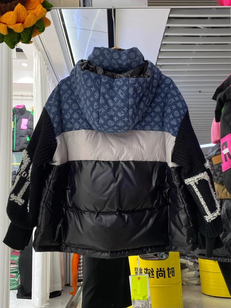 Mode Retro Denim Splicing Donsjack Winter Gebreide Mouwen Brief Bedrukt Losse Oversized Dikke Witte Eend Puffer Jas Vrouwen