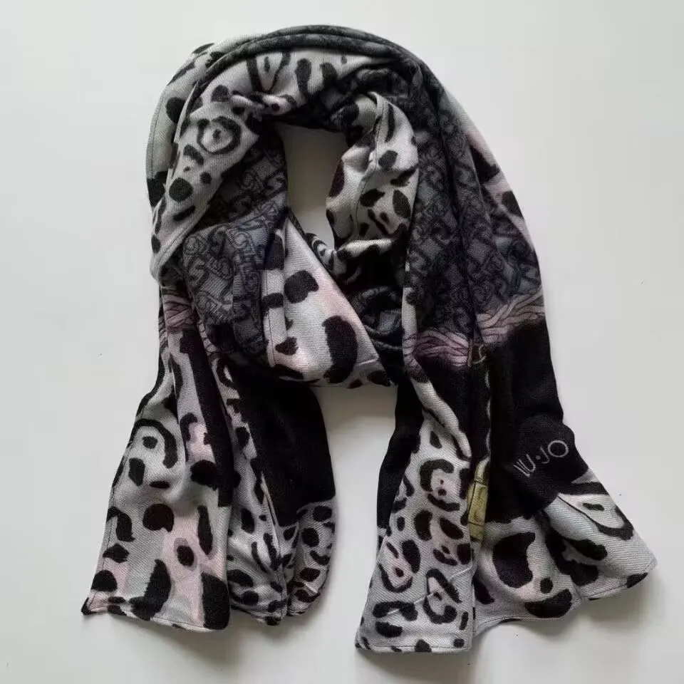 Original foreign trade order: Italian leopard print zebra patchwork long shawl scarf