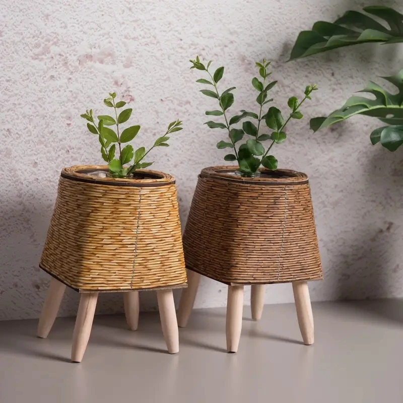 Creative Triangular Plastic Plant Stand - Perfect for Succulents & Small Plants, Desktop Flower Pot Holder