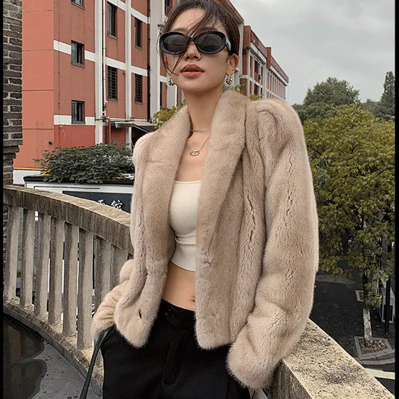 Umweltfreundlicher Nerzpelzmantel für Damen, weibliche kurze temperamentvolle Vintage-Outwear, lässiger Mantel mit V-Ausschnitt, Wintermode