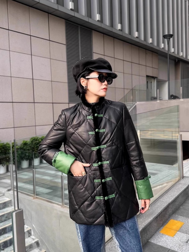 ผู้หญิงวินเทจฤดูหนาวใหม่กลางยาว STAND COLLAR SINGLE Breasted Sheepskin ลงเสื้อตรงเสื้อกันหนาวเสื้อแจ็คเก็ตหนังแท้