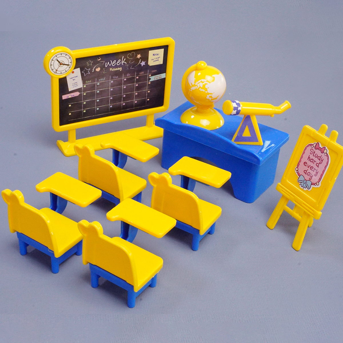 Mini klasa domek dla lalek krzesło biurko tablica miniaturowy zestaw szkolny akcesoria meblowe Model dekoracji dla zabawki dla dzieci prezent