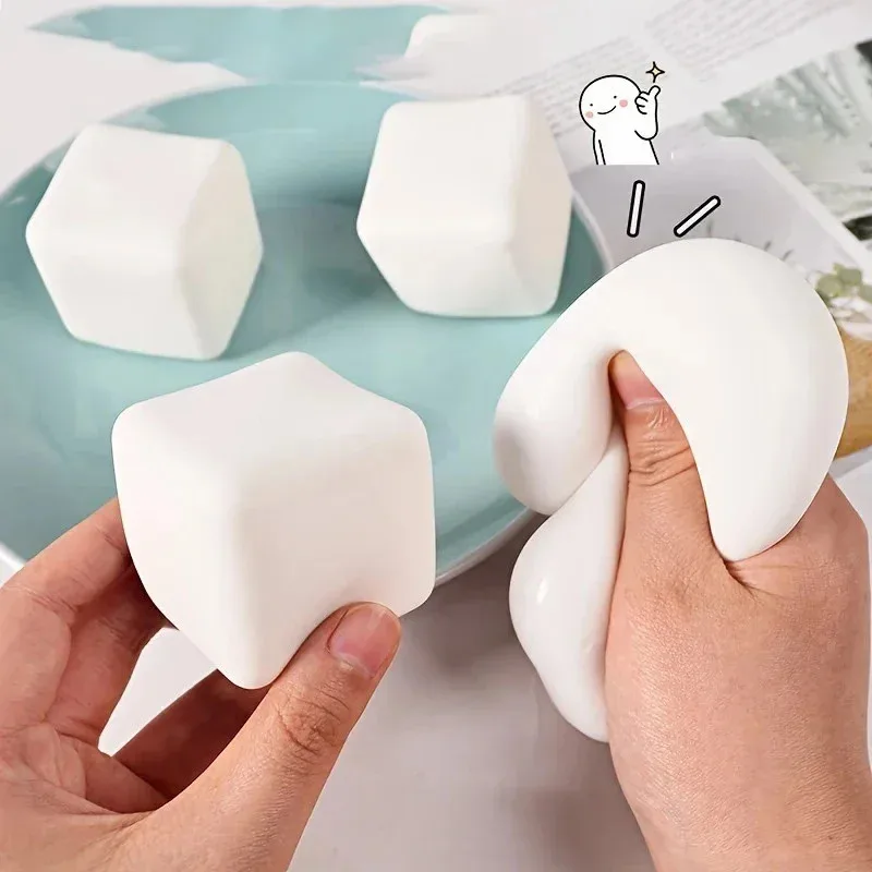 Simpatiche palline antistress di tofu Giocattoli sensoriali Antistress Giocattoli agitati Palla di pasta squishy Regali per adulti Bambini Miglior regalo