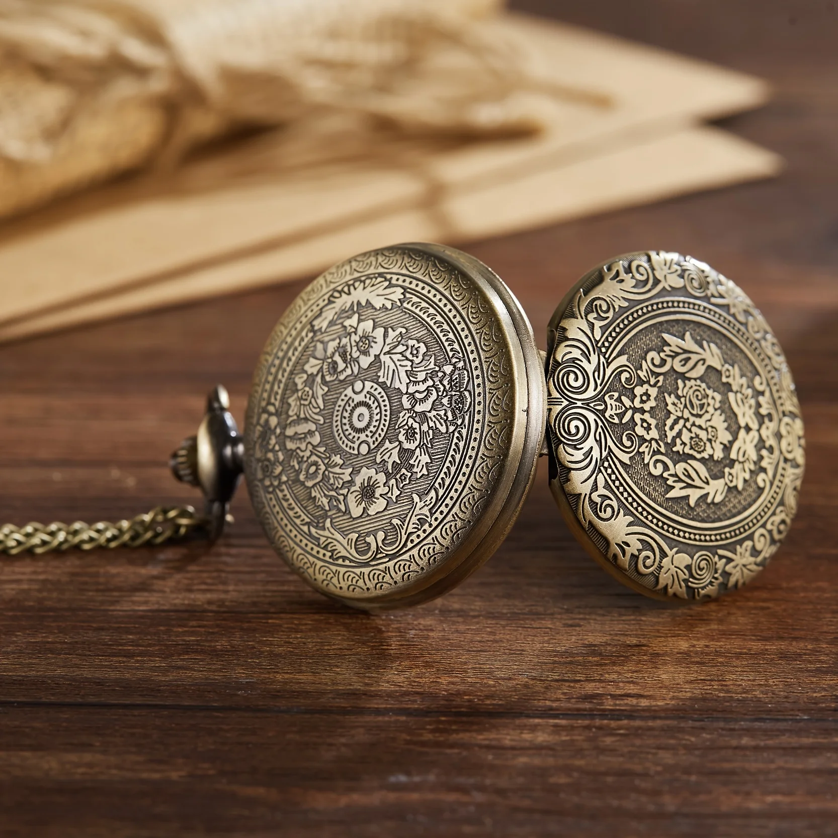 Retro Nostalgische Klassieke Gesneden Flip Cover Vrouwen Mannen Zakhorloges Kettingen Opknoping Horloges Quartz Geschikt Voor Het Geven Van Geschenken