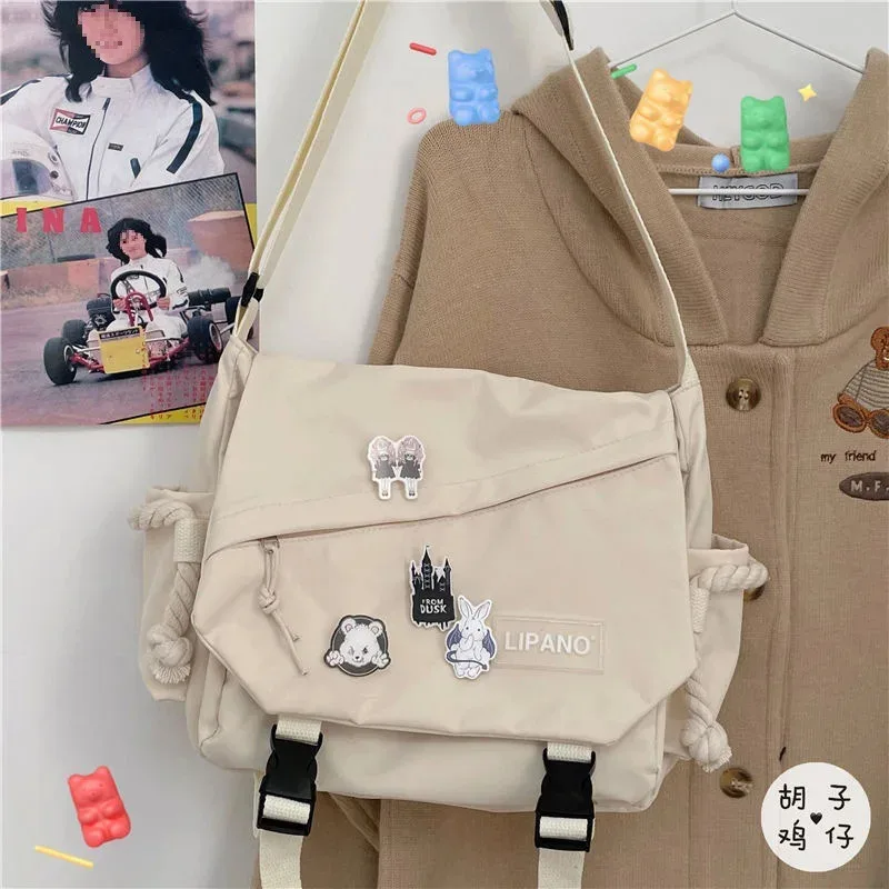 Koreaanse Street Style Veelzijdige artistieke Hong Kong-versie Schoudertas Messenger Crossbody Tas