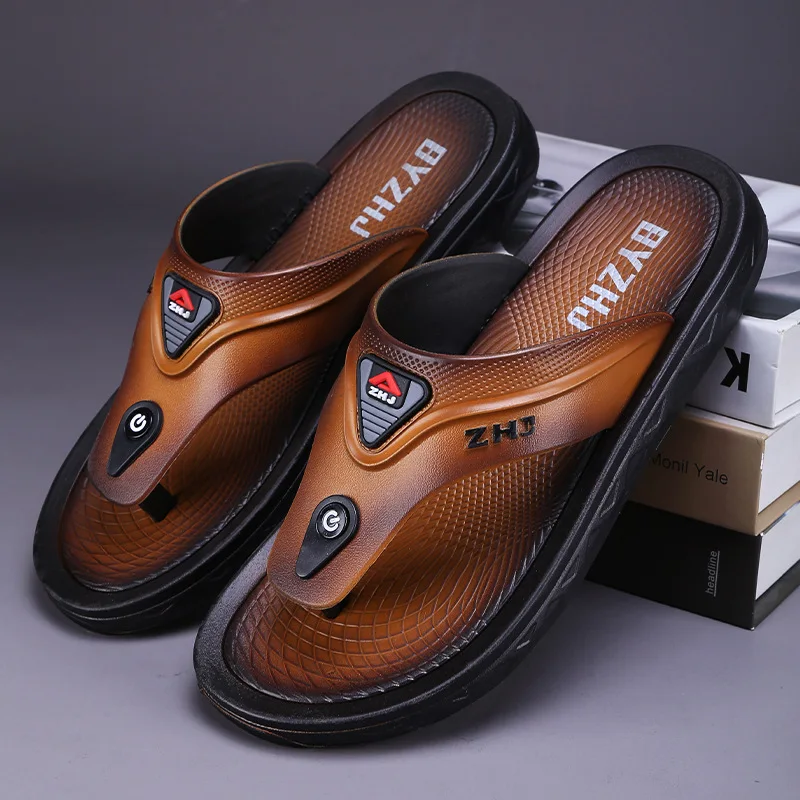 Haus Strand Walk Around Home Flip Flops Plattform Outdoor Indoor Sandalen Mann Hausschuhe für Männer Komfort Schuhe Clappers 2025, Mode