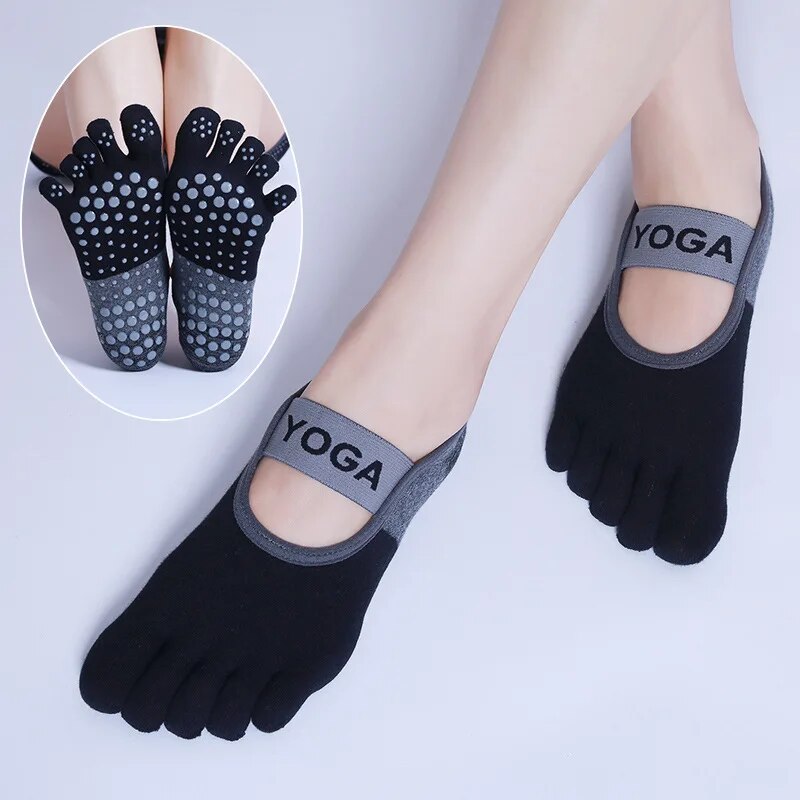 Calcetines de Yoga transpirables para mujer, medias antideslizantes de silicona para Pilates de cinco dedos, sin espalda, Fitness, Ballet, danza, calcetín de algodón para gimnasio