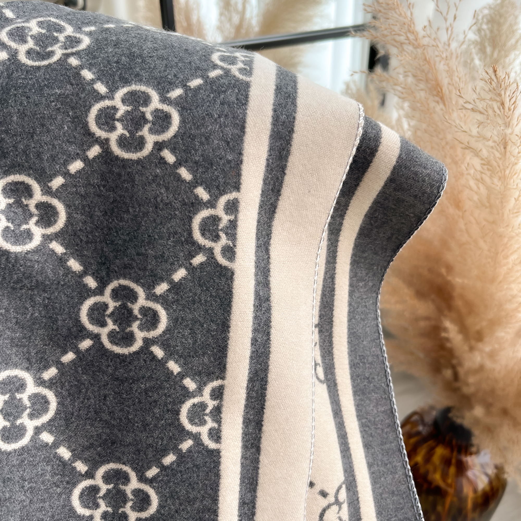 2024 nueva moda elegante chal de imitación cachemira Jacquard patrón bufanda colocación de invierno bufanda cálida chal exterior