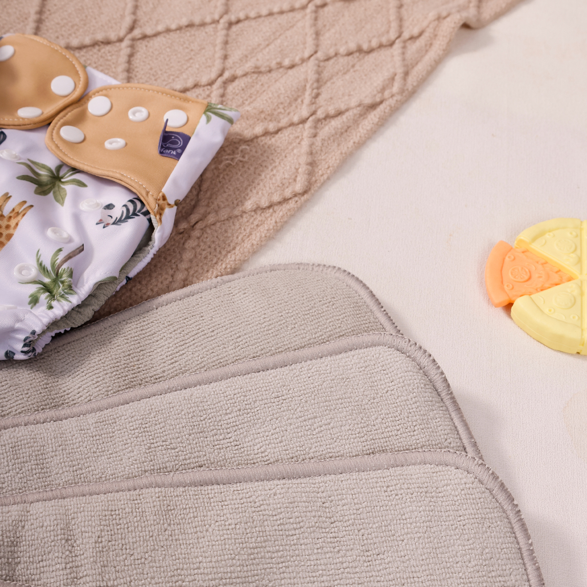 Fralda de pano impermeável para bebê, 4 unidades, com 4 internas para 3-15kg, lavável, ecológica, fralda de pano de bolso