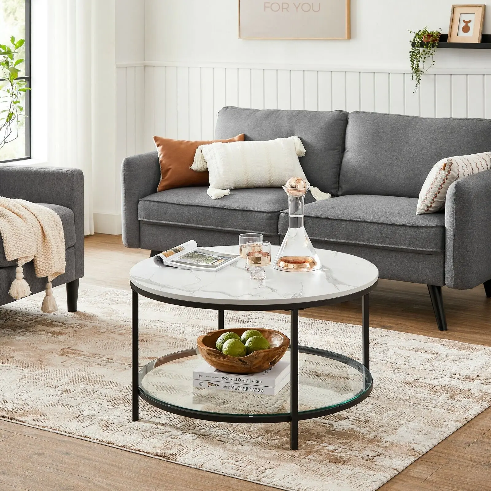Mesa de centro VASAGLE: parte superior redonda de mármol de imitación, estante de vidrio templado Montaje fácil, estilo moderno para sala de estar.