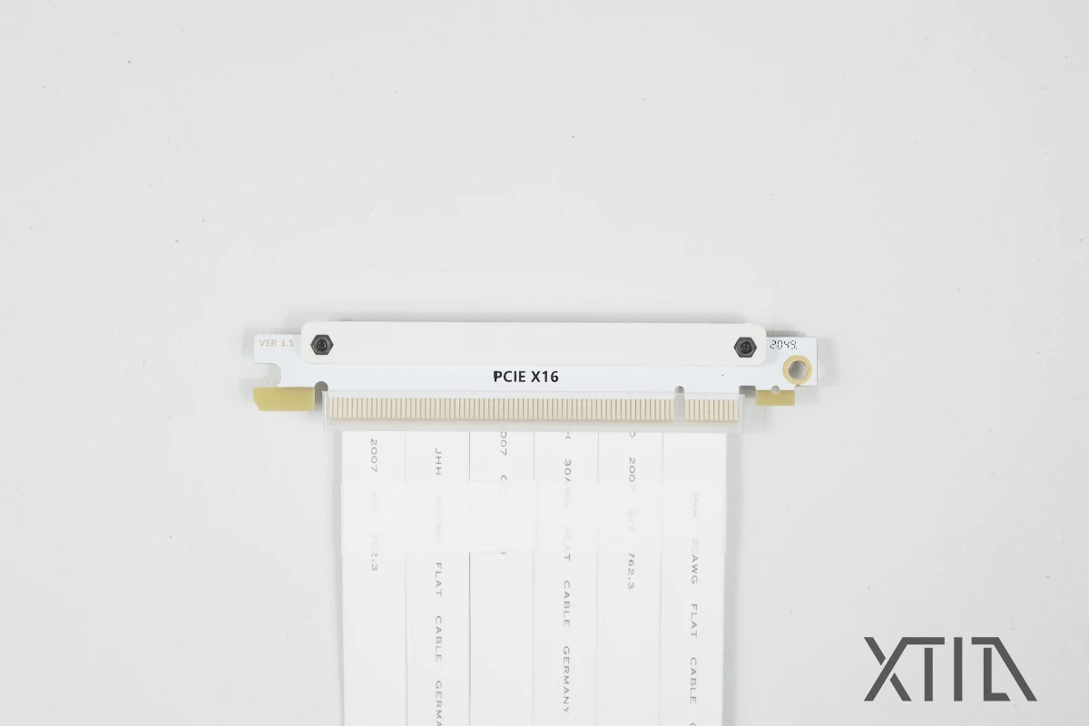 PCIE-Riser XTIA PCI-E 4.0