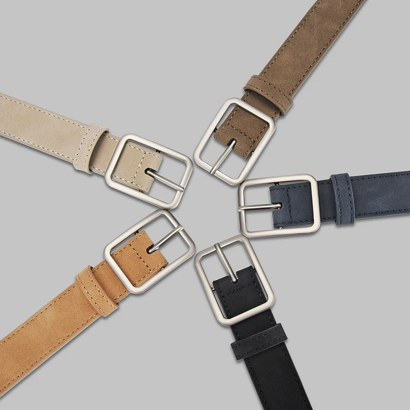 Os cintos de PU femininos elegantes e modernos podem ser selecionados para uma variedade de cores com saia e acessórios de suéter