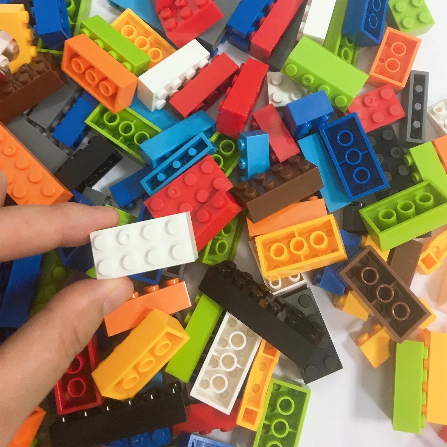 Set di blocchi di costruzione creativi fai-da-te Set di blocchi di costruzione MOC classici urbani assemblati Regali di compleanno Giocattoli educativi per bambini