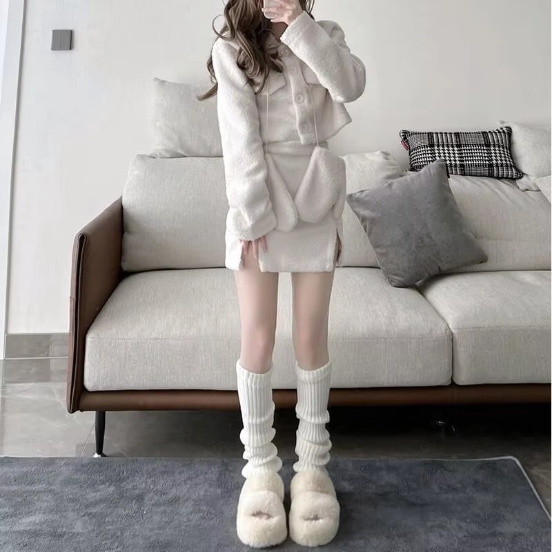 Beenwarmers Winter Gebreide Dikke Warme Zwart Witte Lange Sok Y2K Lolita Leuke Dij Hoge Effen Kleur Sokken voor Vrouwen Nieuwe Mode