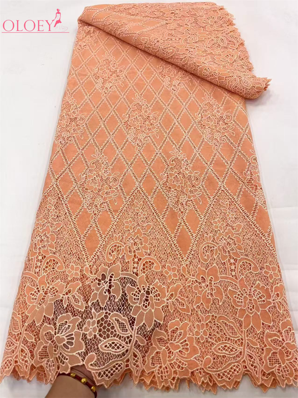 ウェディングドレス用のアフリカのナイジェリアのレース生地,ファッショナブルな刺embroidery,環境に優しい色,フレンチメッシュ