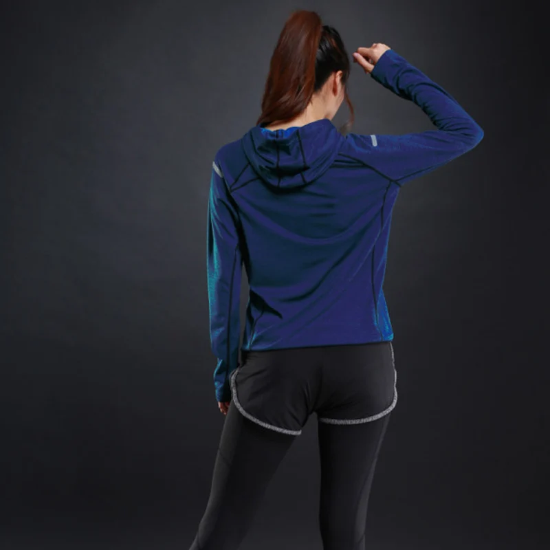 女性のジャケットパーカー長袖 Tシャツランニングトレーニング服速乾性通気性スポーツ Tシャツ女性のための