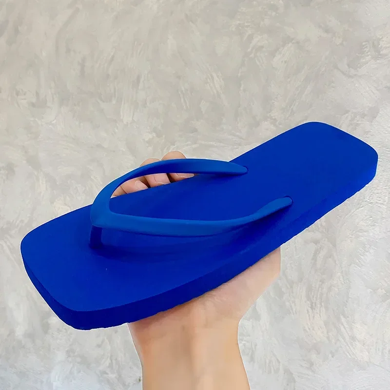 Zapatillas japonesas simples de Color sólido en espiga para mujer, moda para parejas, antideslizantes, con fondo suave, pies de sujeción en el exterior