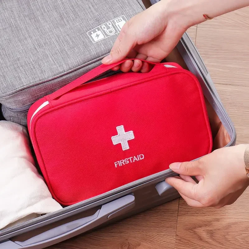 ชุดปฐมพยาบาลท่องเที่ยวกลางแจ้ง Camping ที่มีประโยชน์ MINI ถุงเก็บยา Camping Emergency Survival BAG Pill Case