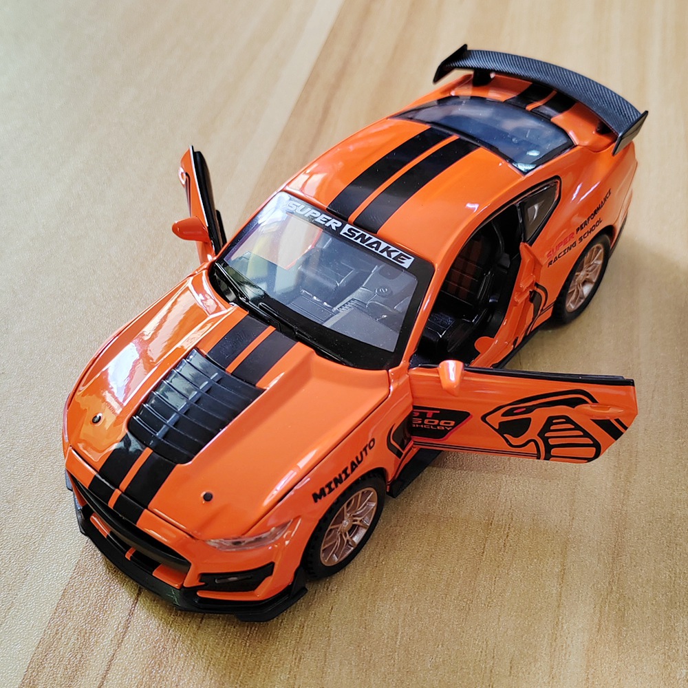 1:32 FM GT500 supercoche de carreras modelo coche de juguete niño vehículo de Metal fundido a presión de una pieza Hot Wheels colección Premium rápida y furiosa