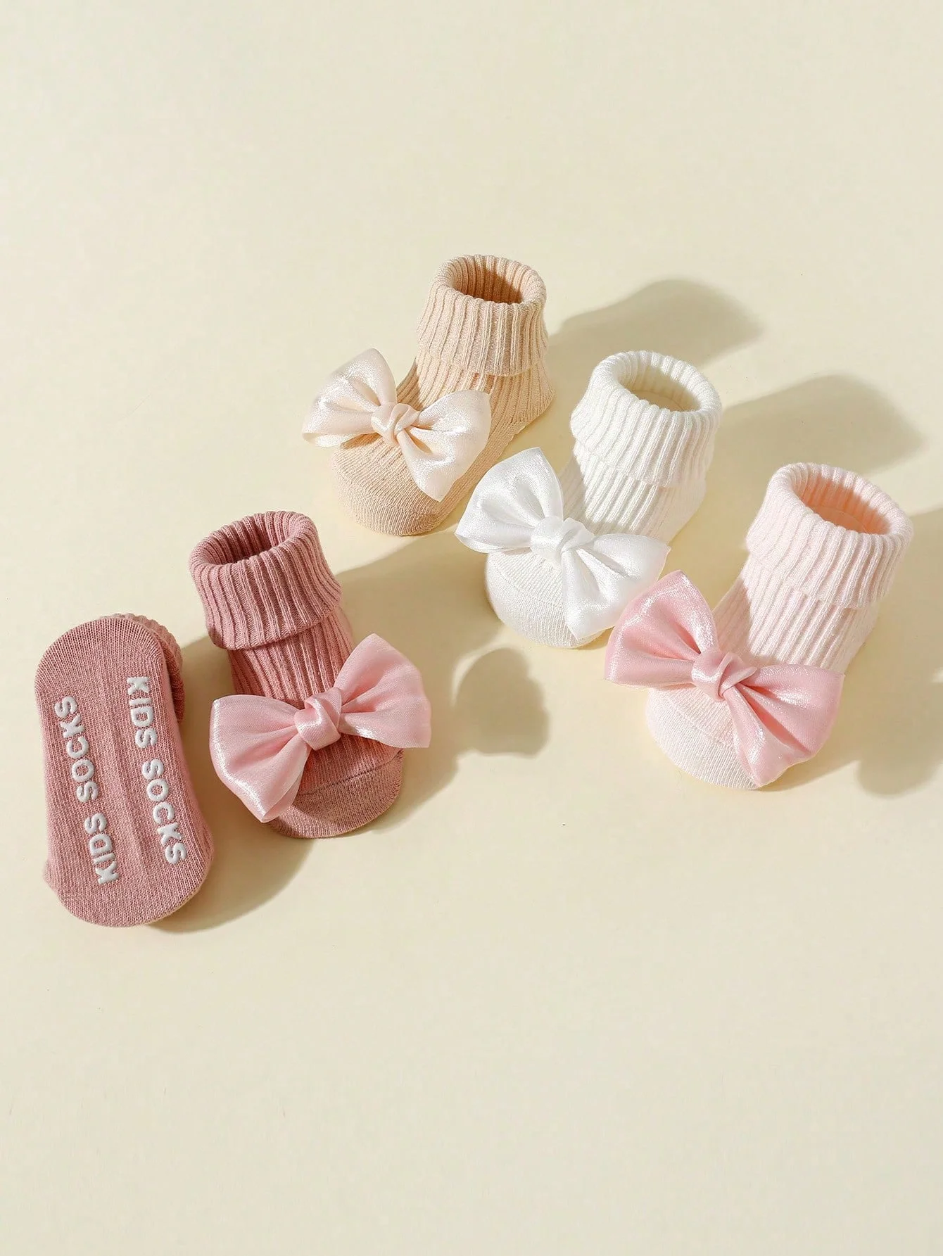 4 pares de calcetines para niños pequeños con lazos, lindos calcetines tobilleros de algodón suave para niñas, calcetines antideslizantes de moda para bebés recién nacidos de 0 a 24 meses