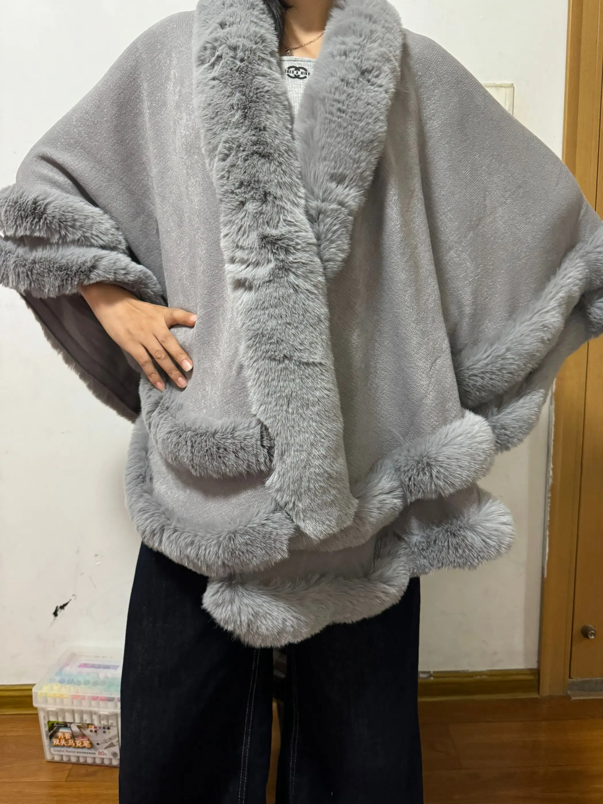 2024 mujeres 2 círculo envuelve larga capa de piel de conejo de imitación Poncho invierno suelto grueso cálido chal prendas de vestir exteriores capa de punto abrigo
