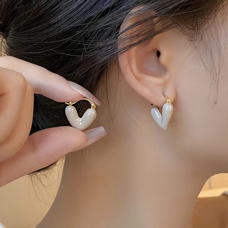 Francês romântico vinho vermelho esmalte em forma de coração pingente brincos 2023 moda jóias para design feminino sentido eardrop acessórios