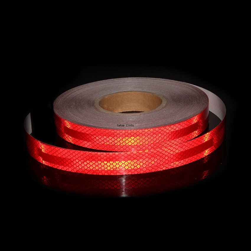 ความเข้มสูงสีแดง Retro เทปสะท้อนแสงกลางแจ้งสติกเกอร์ความปลอดภัย 25mm * 5m แถบสะท้อนแสงกันน้ํากาวฟิล์มสําหรับรถจักรยาน