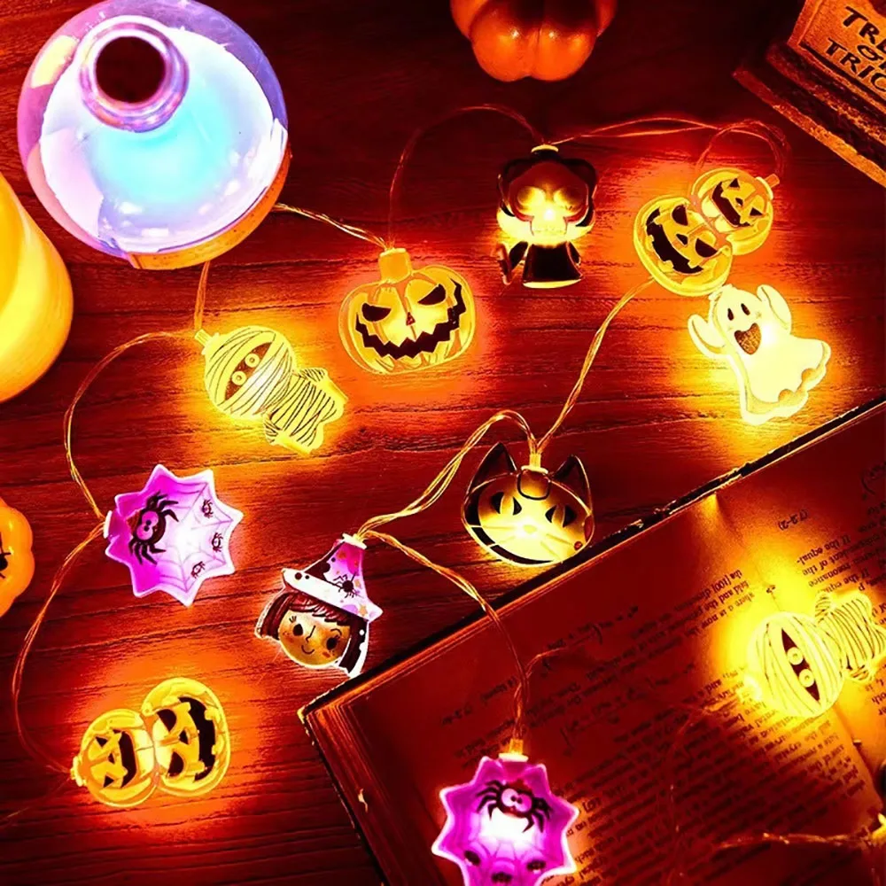 Luci a stringa a LED per decorazioni di Halloween, lampada a sospensione a ragnatela fantasma di zucca, oggetti di scena per lanterne all'aperto per la casa