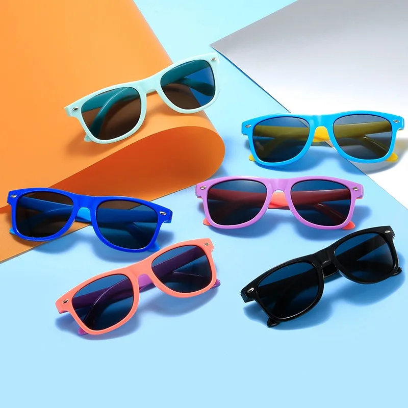 Novas crianças combinando com cores SunglaSSeS para meninos e meninas, versão, resistente a UV BaBy Summer Sunshades