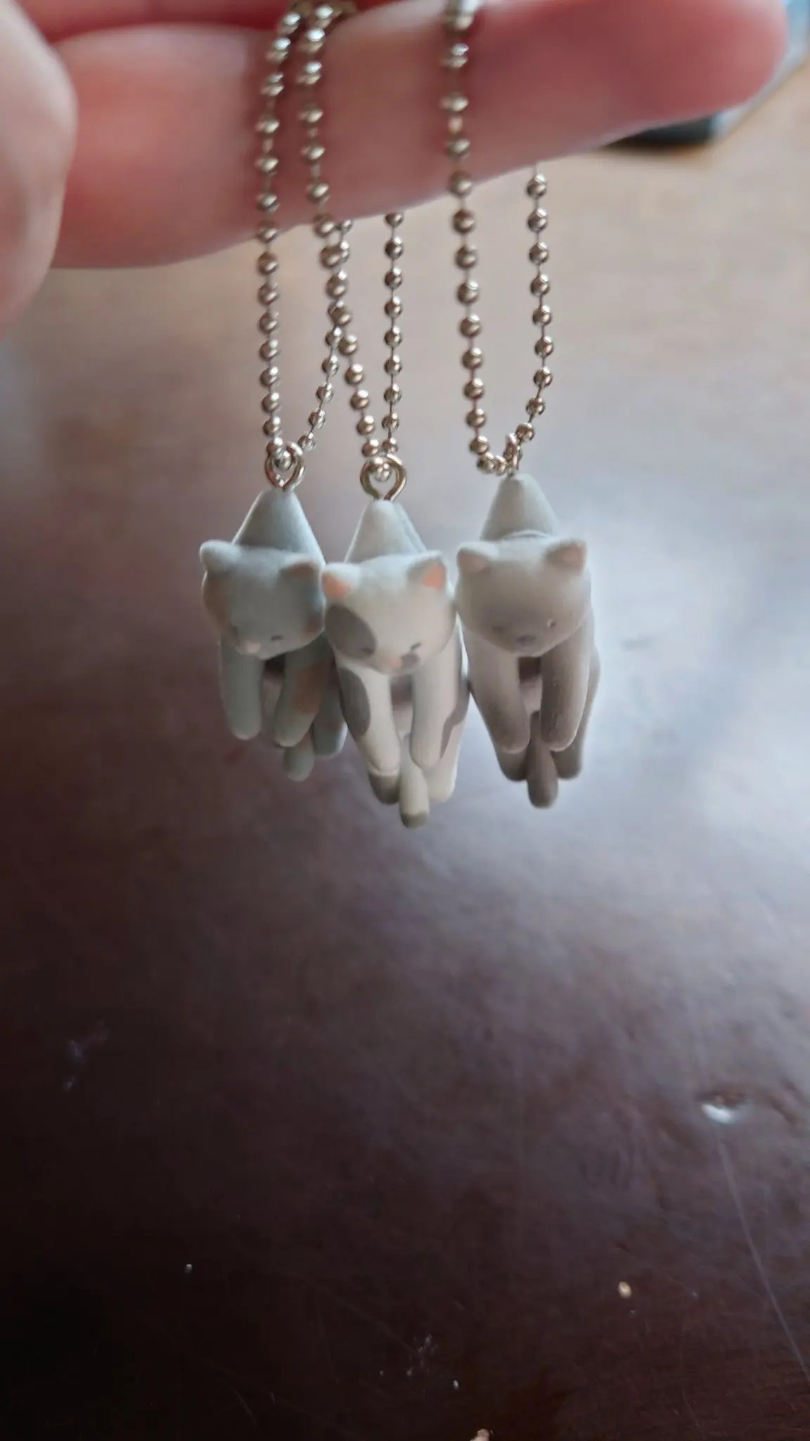 クオリア カプセルトイ つまた猫 3 マスコット フロッキー ピンチ キャット ボール チェーン かわいい まだら バイカラー エキゾチック ショートヘア トンキネス 子猫