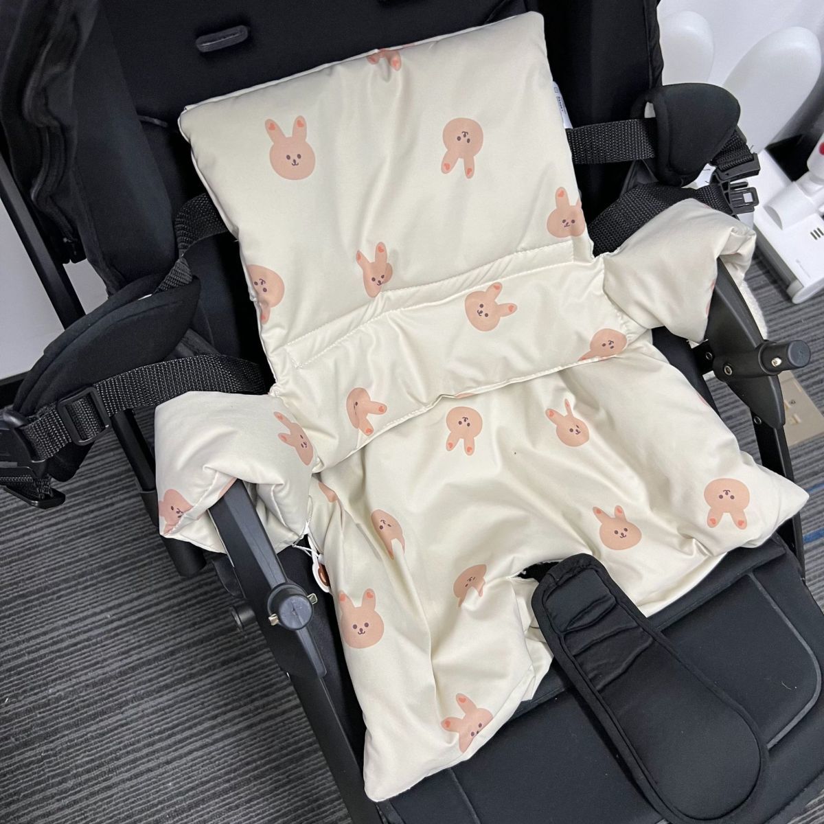 Almofada integrada para cadeira de jantar, almofada antiderrapante portátil, crescimento alimentar, acessórios para cadeira de bebê, sair, outono e inverno