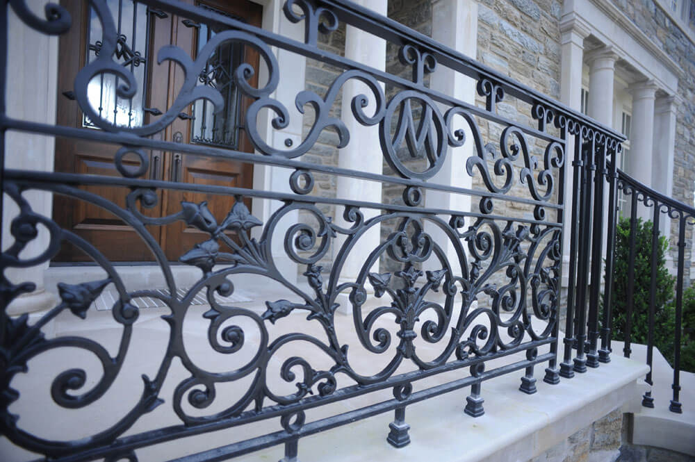 Decorative metal wrought iron fence railing balustrade
