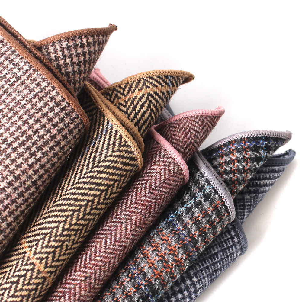 แฟชั่นขนสัตว์ผ้าเช็ดหน้าสำหรับผู้ชายชุดผ้าขนสัตว์ลายสก๊อตพ็อกเก็ตสแควร์ธุรกิจ Hankies Herringbone รูปแบบ Hanky Plaid กระเป๋าผ้าเช็ดตัว